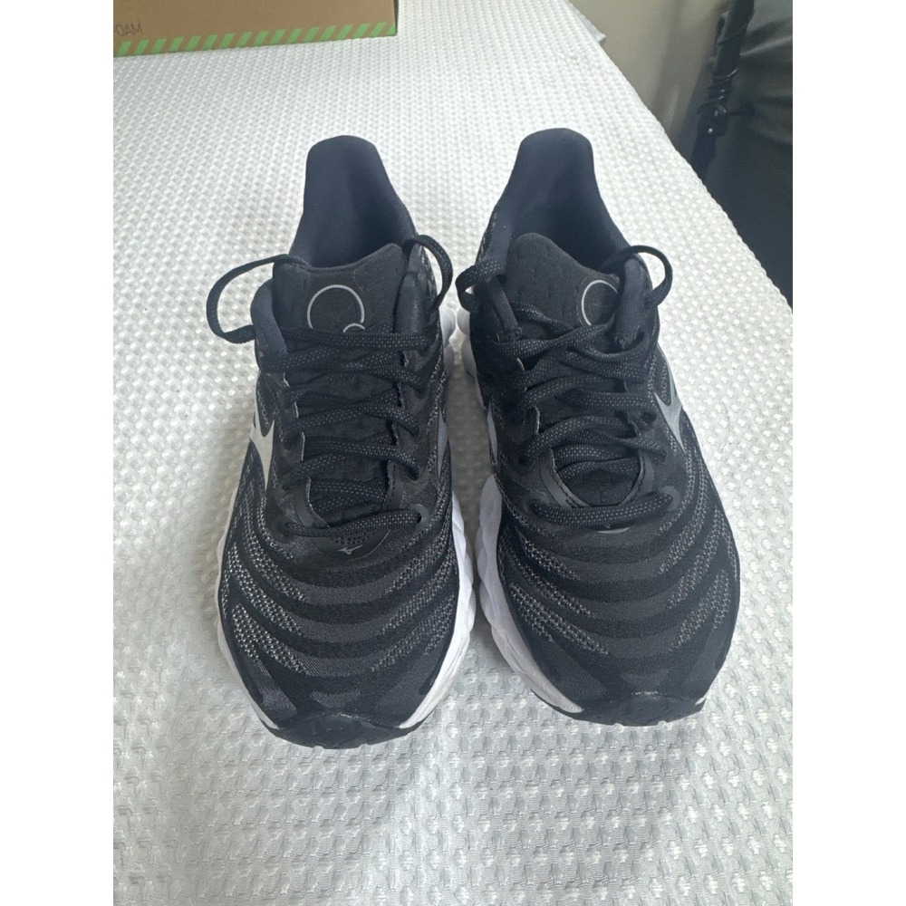 Mizuno Running Shoes Womens 7 Wave Sky 08 Black NWOB